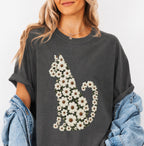 Daisy Cat Floral Graphic T-Shirt