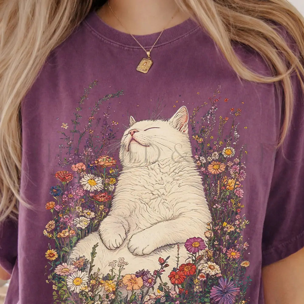 Sleeping Cat Flower T-shirt - T-Shirt