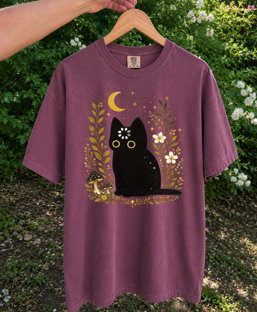 Black Cat Thinking T-Shirt