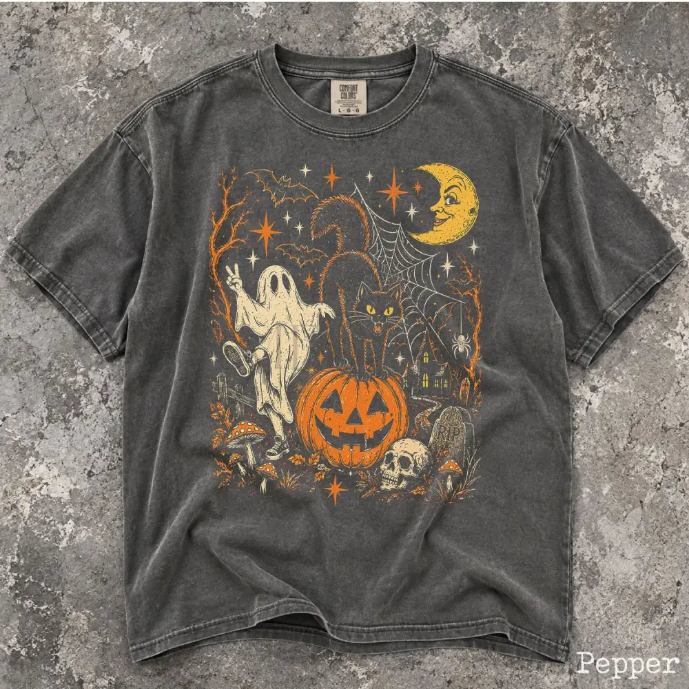 Vintage Halloween Retro Comfort Colors T-Shirt - T-Shirt