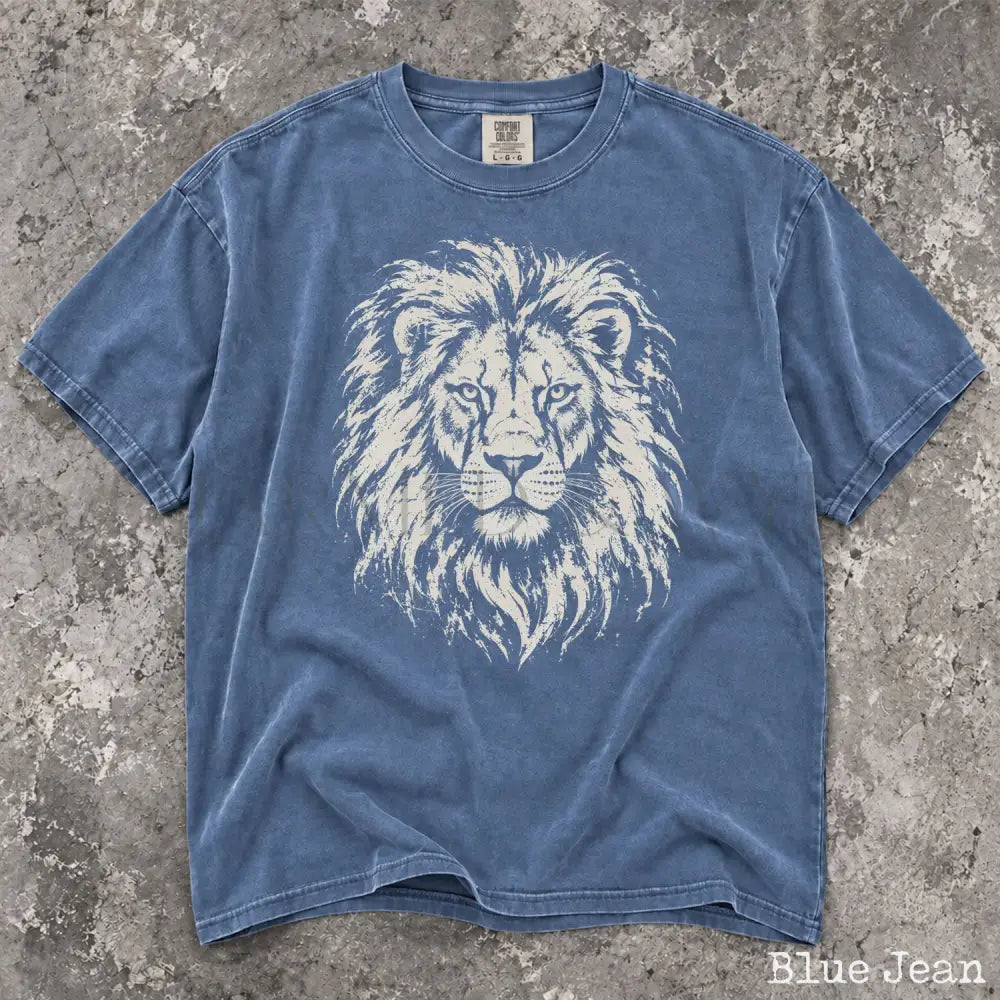 Vintage Lion Comfort Colors T-Shirt - Blue Jean / S - T-Shirt
