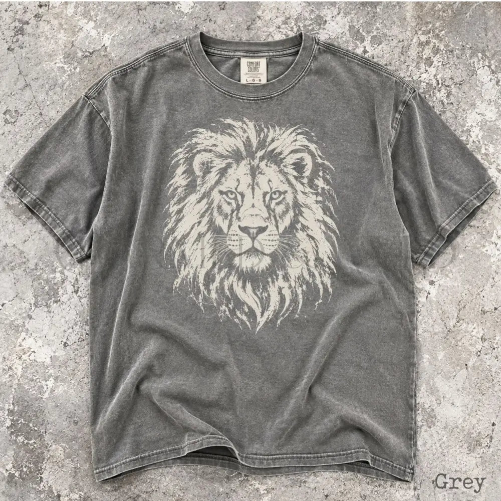 Vintage Lion Comfort Colors T-Shirt - Grey / S - T-Shirt