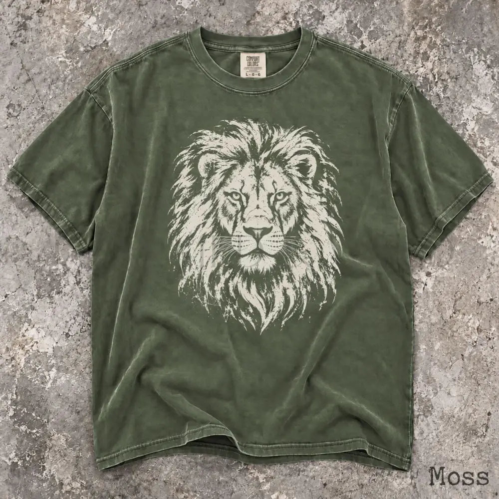 Vintage Lion Comfort Colors T-Shirt - Moss / S - T-Shirt