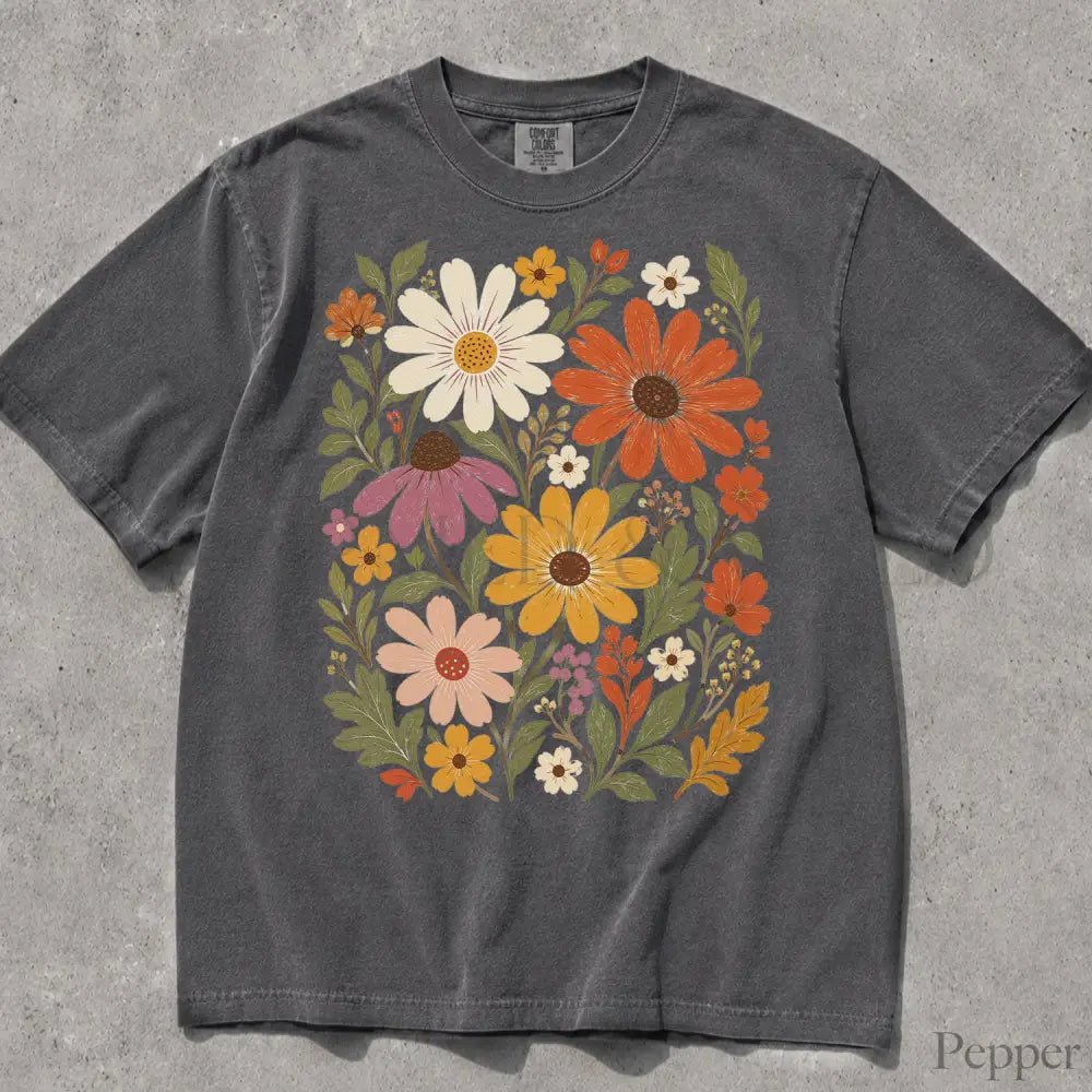 Vintage Meadow Wildflower Comfort Colors T-Shirt - T-Shirt