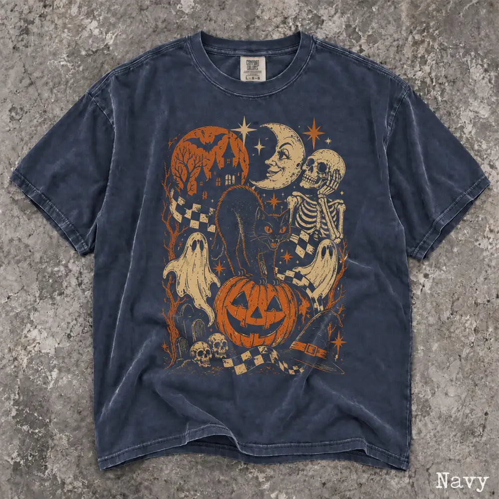Vintage Style Halloween Comfort Colors T-Shirt - Navy / S - T-Shirt