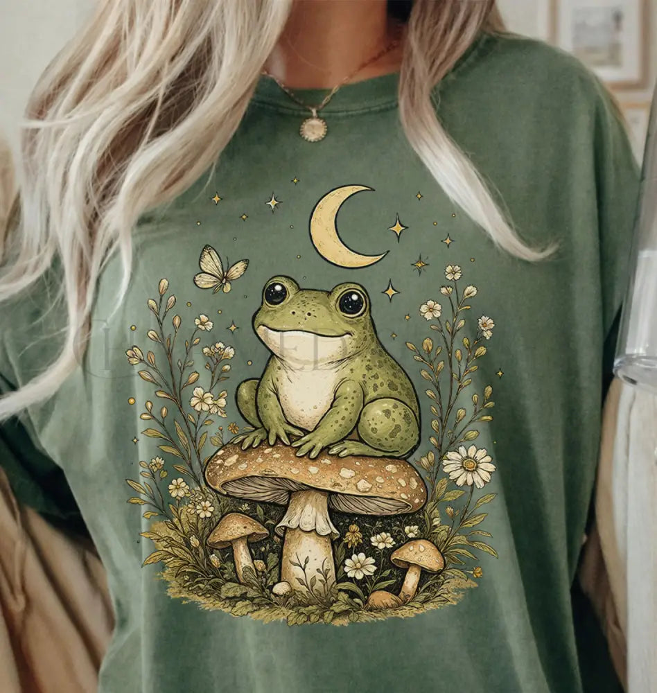 Witchy Frog Mushroom T-Shirt - Moss / S - T-Shirt